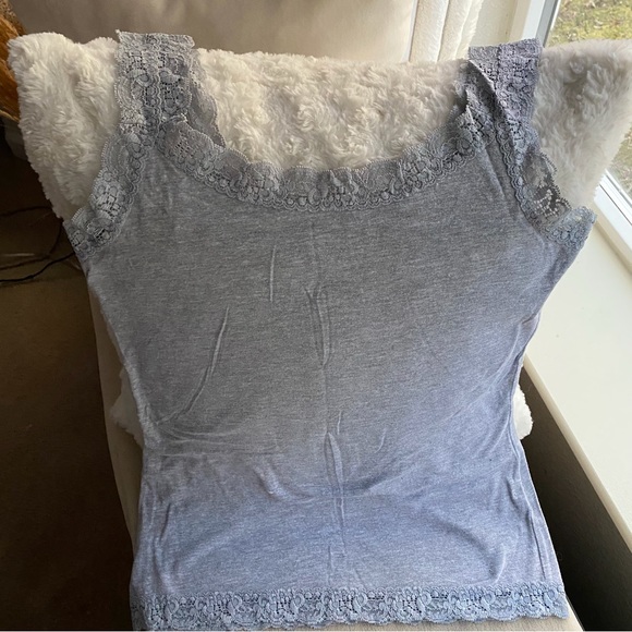 Lace Trimmed Gray Tank Cami Size S - Picture 2 of 9